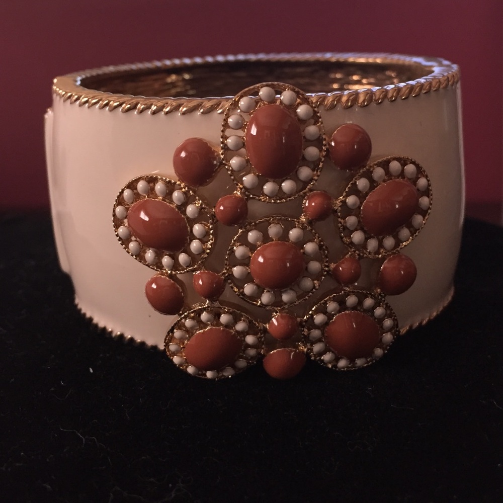 Stella & Dot Cuff